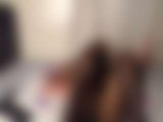 Bella's Live Sex Cam Show