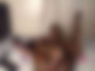 Bella's Live Sex Cam Show