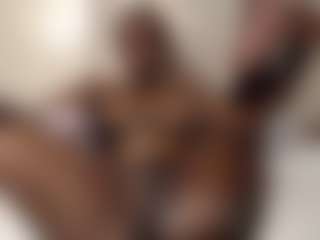Live cam show with Bella - Public Lovense on CamwithHer