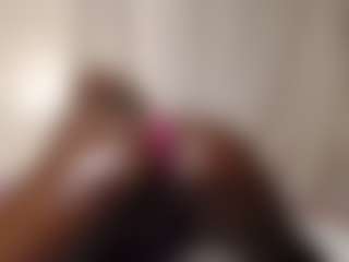 Bella's Live Sex Cam Show
