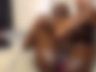 Bella's Live Sex Cam Show