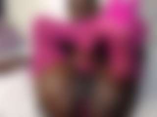 Bella's Live Sex Cam Show