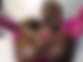 Bella's Live Sex Cam Show