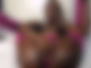 Bella's Live Sex Cam Show
