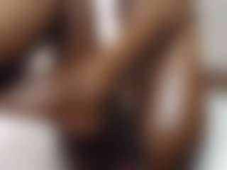 Bella's Live Sex Cam Show