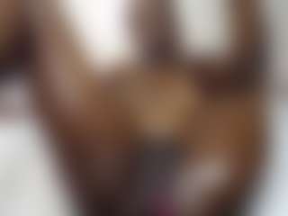 Bella's Live Sex Cam Show