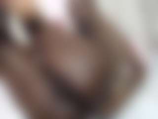 Bella's Live Sex Cam Show