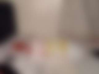 Bella's Live Sex Cam Show