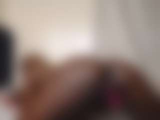 Bella's Live Sex Cam Show