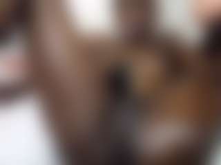 Bella's Live Sex Cam Show