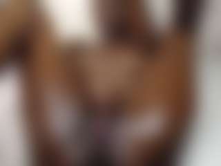 Bella's Live Sex Cam Show