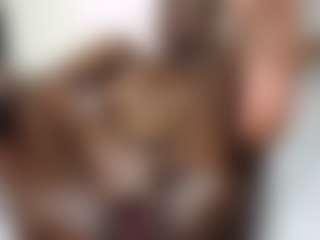 Bella's Live Sex Cam Show