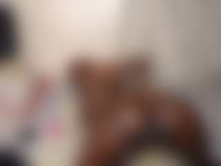 Bella's Live Sex Cam Show