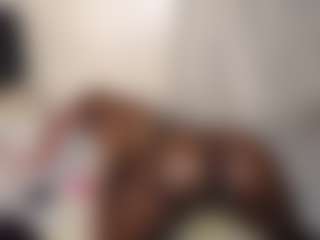Bella's Live Sex Cam Show