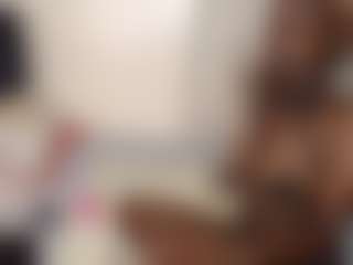 Bella's Live Sex Cam Show