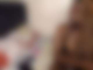 Bella's Live Sex Cam Show