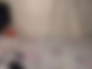Bella's Live Sex Cam Show