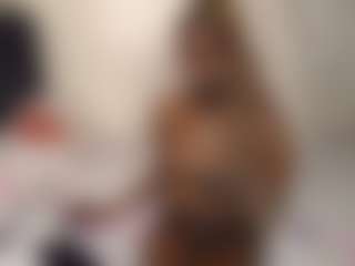 Bella's Live Sex Cam Show