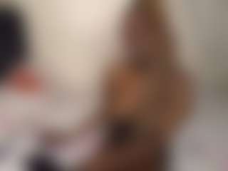 Bella's Live Sex Cam Show