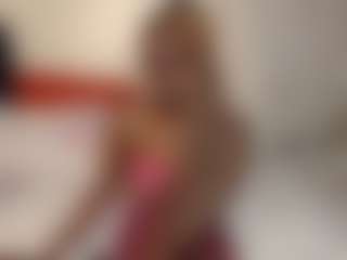 Bella's Live Sex Cam Show