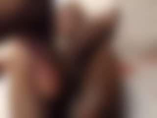 Live cam show with Bella - Ebony on WildCum
