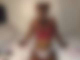 Bella's Live Sex Cam Show