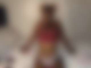 Bella's Live Sex Cam Show