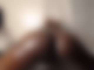 Bella's Live Sex Cam Show