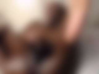 Bella's Live Sex Cam Show