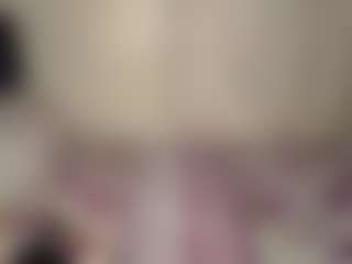 Live cam show with Bella - Athletic on SpankPalCams