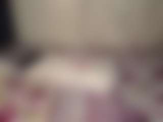 Bella's Live Sex Cam Show