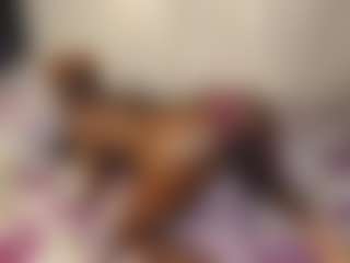 Bella's Live Sex Cam Show