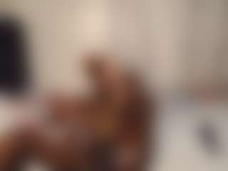 Bella's Live Sex Cam Show