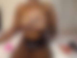 Bella's Live Sex Cam Show