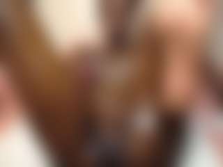 Live cam show with Bella - Strip Ebony on xplaylive.com