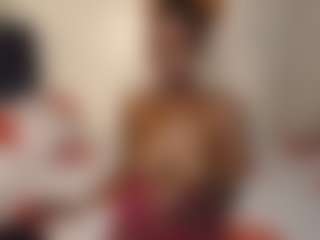 Bella's Live Sex Cam Show