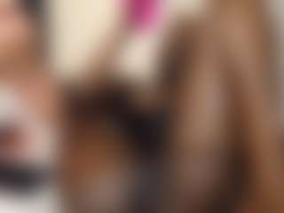 Bella's Live Sex Cam Show