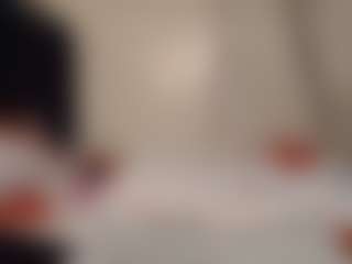 Bella's Live Sex Cam Show