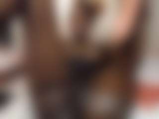 Bella's Live Sex Cam Show