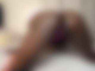 Bella's Live Sex Cam Show