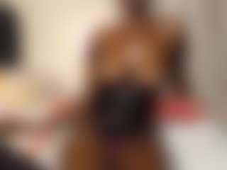 Bella's Live Sex Cam Show