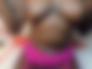 Bella's Live Sex Cam Show