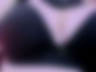 juli-kisss's Live Sex Cam Show