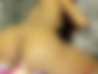 Live cam show with kaitllyn-queen - Ebony on SquirtSoMuch