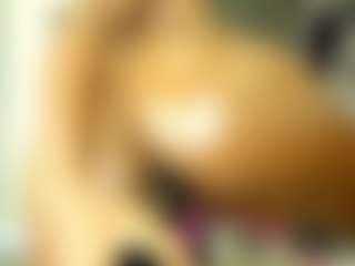 Live cam show with kaitllyn-queen - Ebony on chickslive.net | colombia