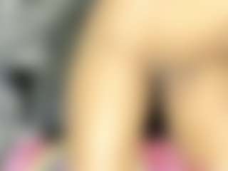 Live cam show with kaitllyn-queen - Deepthroat on CamwithHer