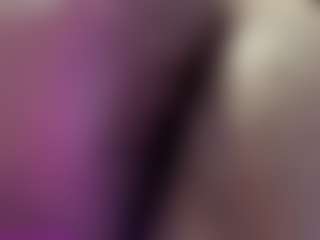 Live cam show with kaitllyn-queen - Ebony on Gym Cam Girls