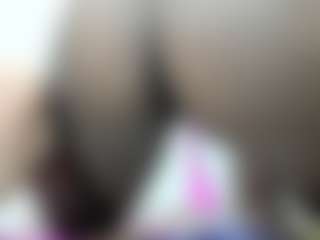 Live cam show with kaitllyn-queen - Black on AdultVida.com