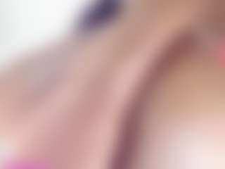 Live cam show with kaitllyn-queen - Ebony on madthumbs | colombia