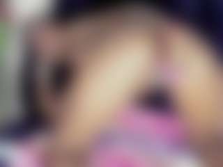 Live cam show with kaitllyn-queen - Black on https://playwithruby.com